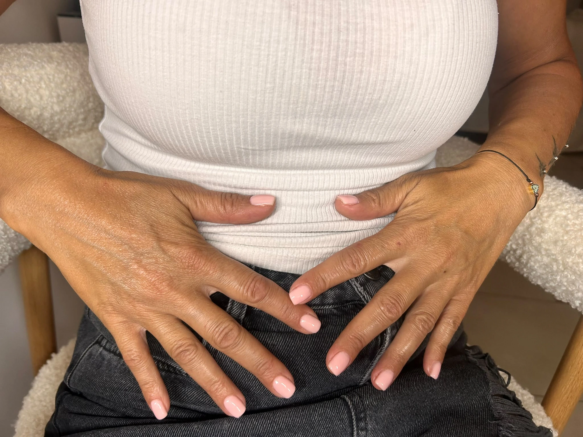 Manikura u nježno roze tonu — LU BEAUTYLAB